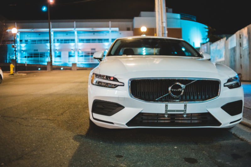 Volvo (2)